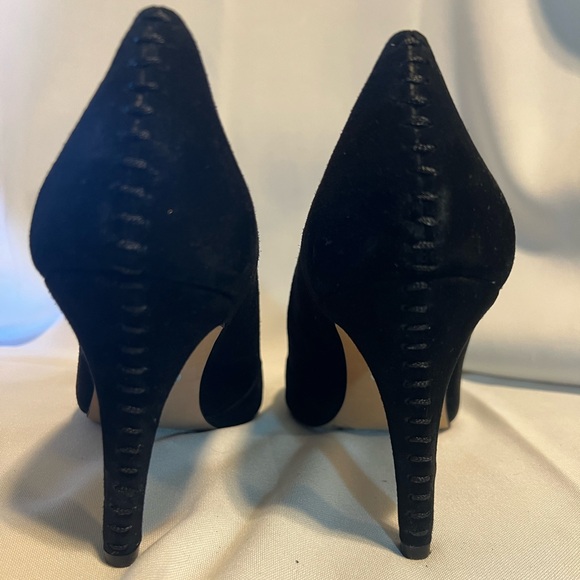Gianni Bini Black Suede Heels - Picture 4 of 8